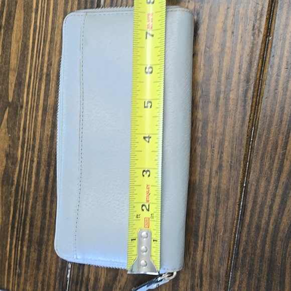 Kate Spade Wallet - Picture 5 of 8